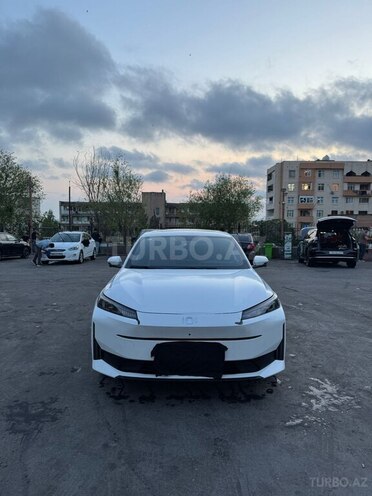 Changan Qiyuan A05-1
