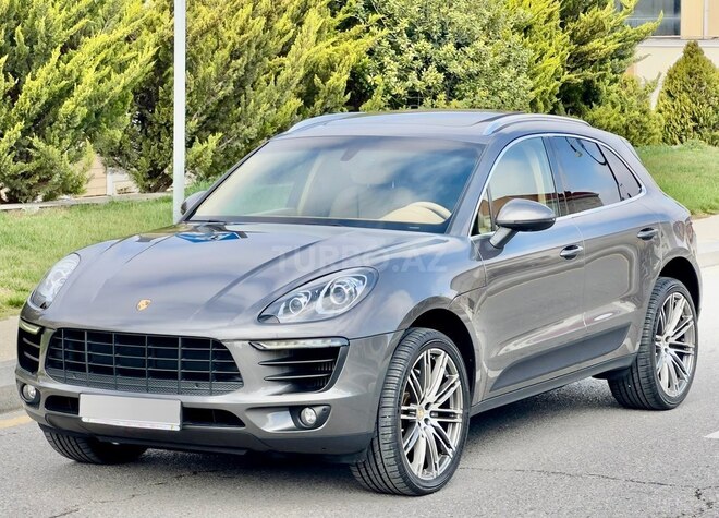 Porsche Macan GTS-5