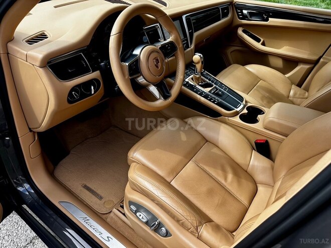 Porsche Macan GTS-20