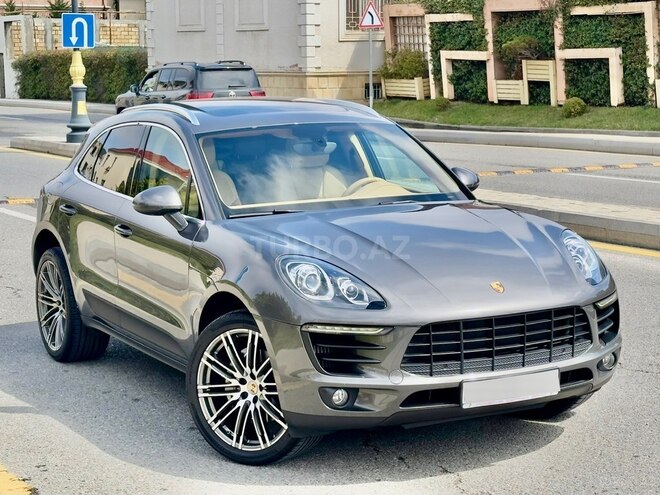 Porsche Macan GTS-1