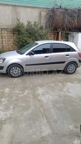 Kia Rio-4