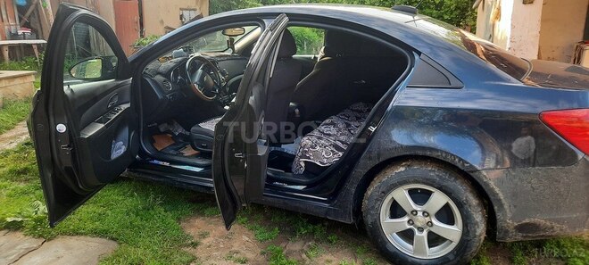 Chevrolet Cruze-4