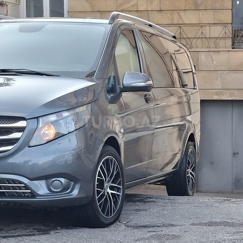 Mercedes Vito 119 CDI-11