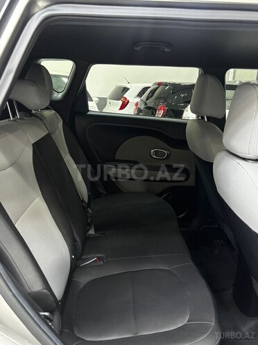 Kia Soul-12