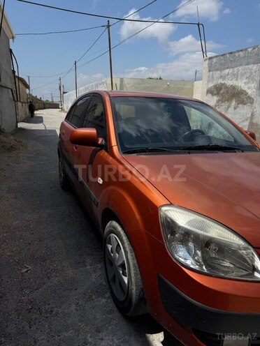 Kia Rio-2
