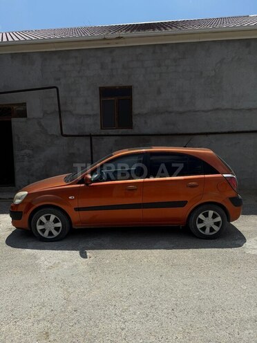 Kia Rio-9