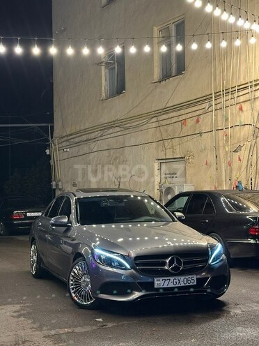 Mercedes C 220-1