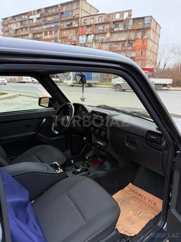 LADA (VAZ) Niva-4