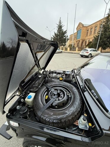 LADA (VAZ) Niva-15
