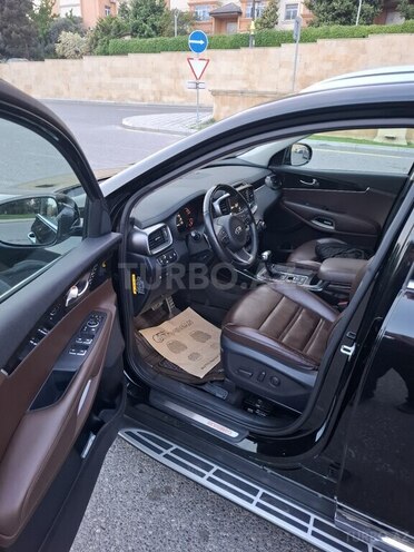 Kia Sorento-10