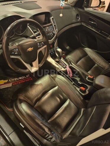 Chevrolet Cruze-6