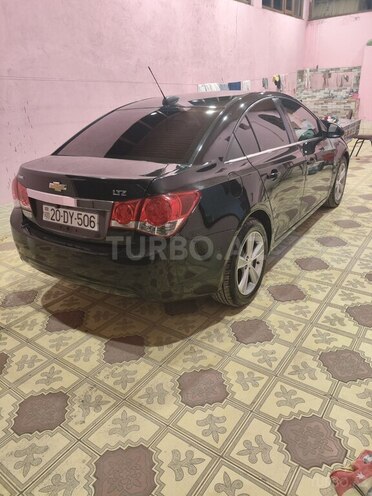 Chevrolet Cruze-8