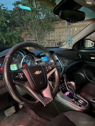 Chevrolet Cruze-3