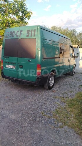 Ford Transit-3