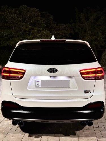 Kia Sorento-9