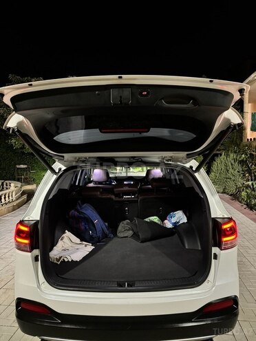 Kia Sorento-16