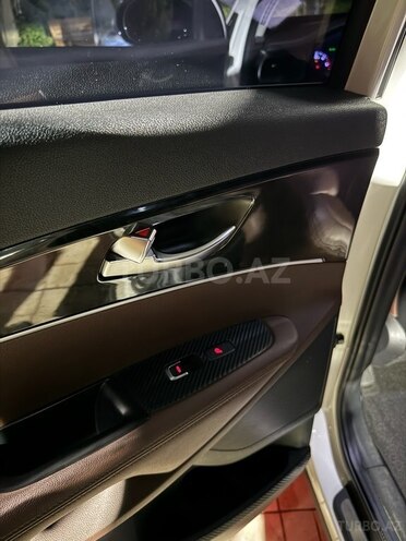 Kia Sorento-14