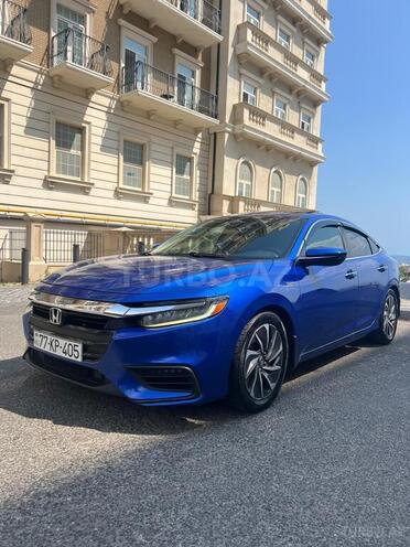 Honda Insight-3