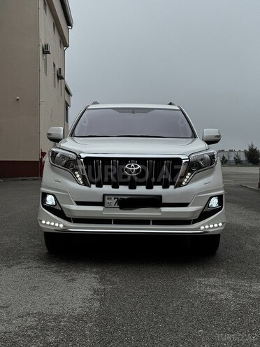 Toyota Land Cruiser Prado-8