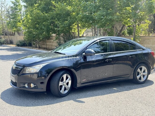 Chevrolet Cruze-10