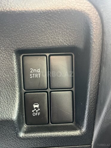 Toyota Land Cruiser Prado-17