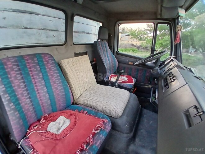 Mercedes Atego 814-9