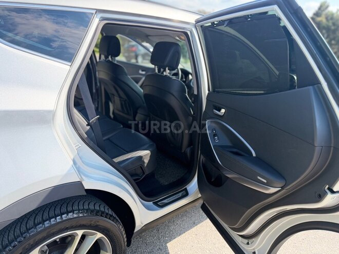 Hyundai Santa Fe-8