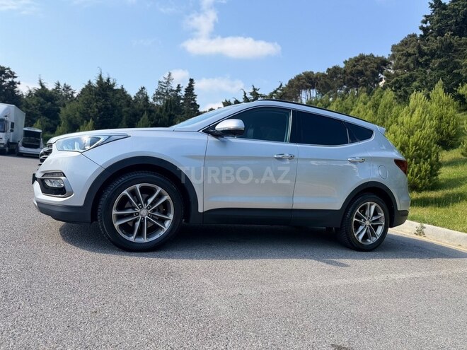 Hyundai Santa Fe-4