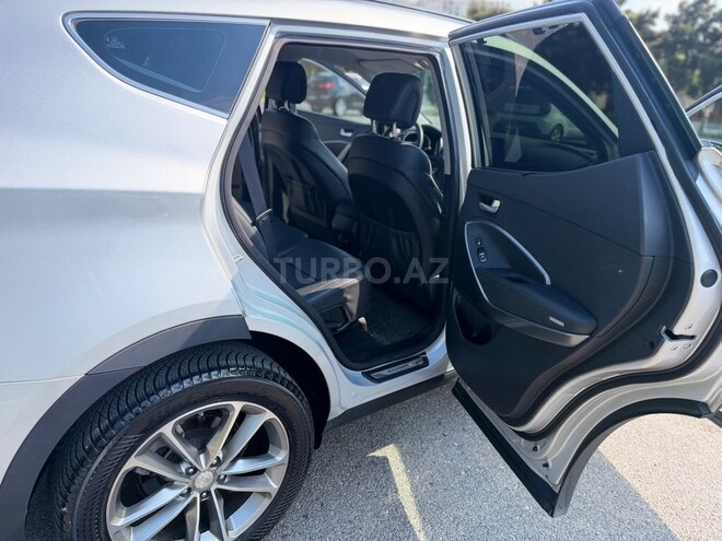 Hyundai Santa Fe-11