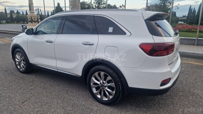 Kia Sorento-10