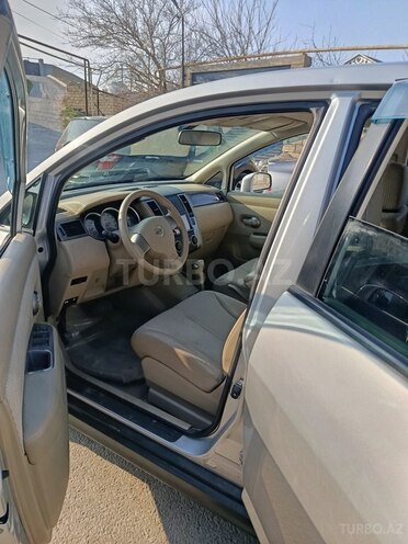 Nissan Tiida-7
