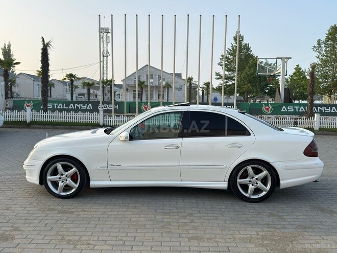 Mercedes E 200-5