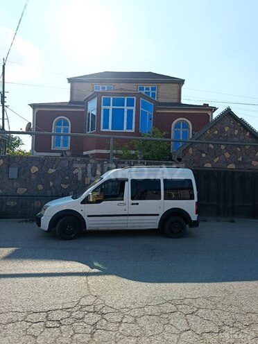 Ford Tourneo Connect-5