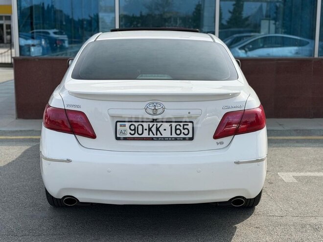 Toyota Camry-17