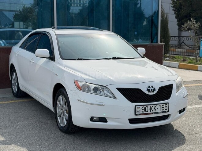 Toyota Camry-18