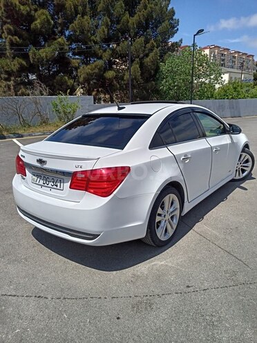 Chevrolet Cruze-20