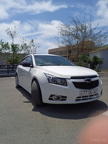Chevrolet Cruze-21