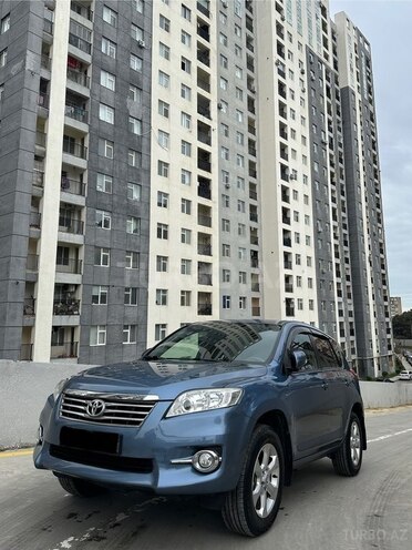 Toyota RAV4-3