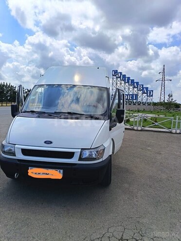 Ford Transit-1
