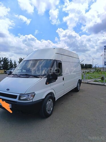 Ford Transit-4
