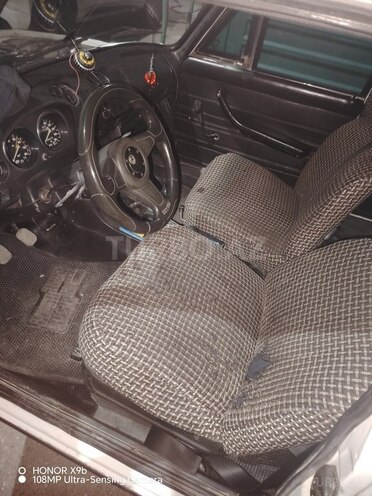 LADA (VAZ) 2106-8