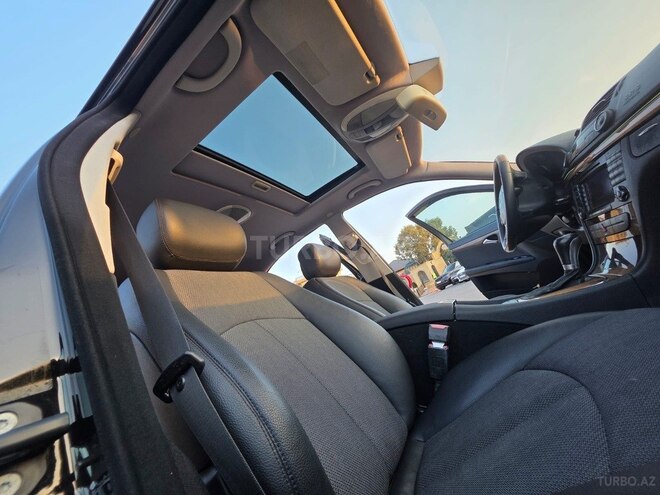 Mercedes E 220-5