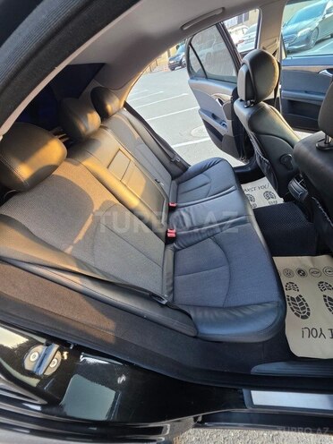 Mercedes E 220-4