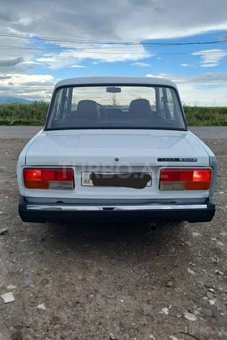 LADA (VAZ) 2107-2