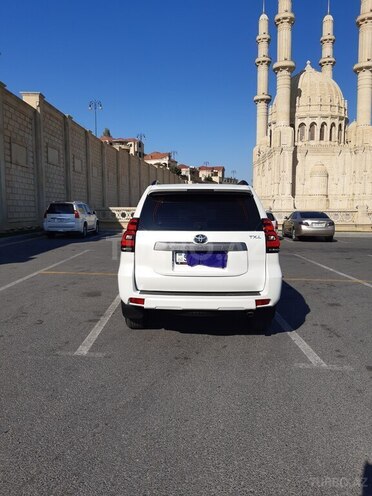 Toyota Land Cruiser Prado 2019, 21,000 km - 3.0 l - Bakı