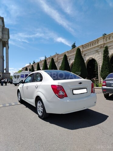 Chevrolet Aveo-3