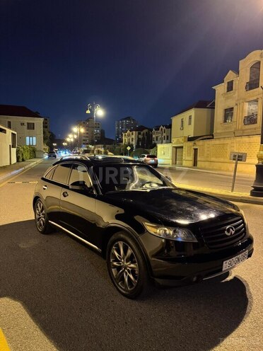 Infiniti FX35-1