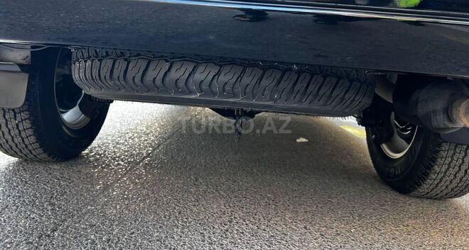Toyota Land Cruiser Prado-15