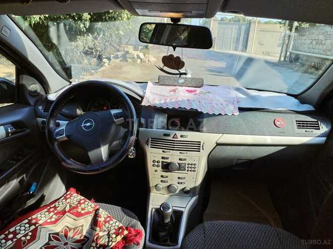Opel Astra-4
