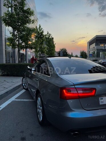 Audi A6-5